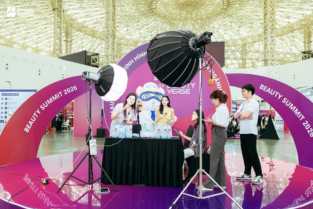 Sân khấu Global MegaLive - Ảnh 2