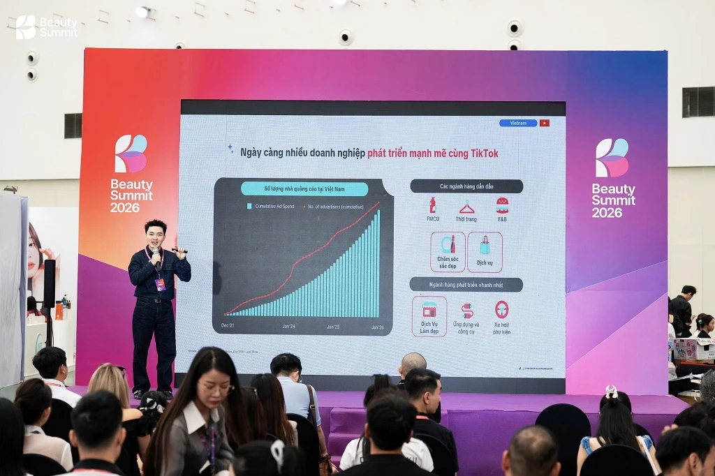 Talk Zone 360 · Demo Zone · Awards - Ảnh 4